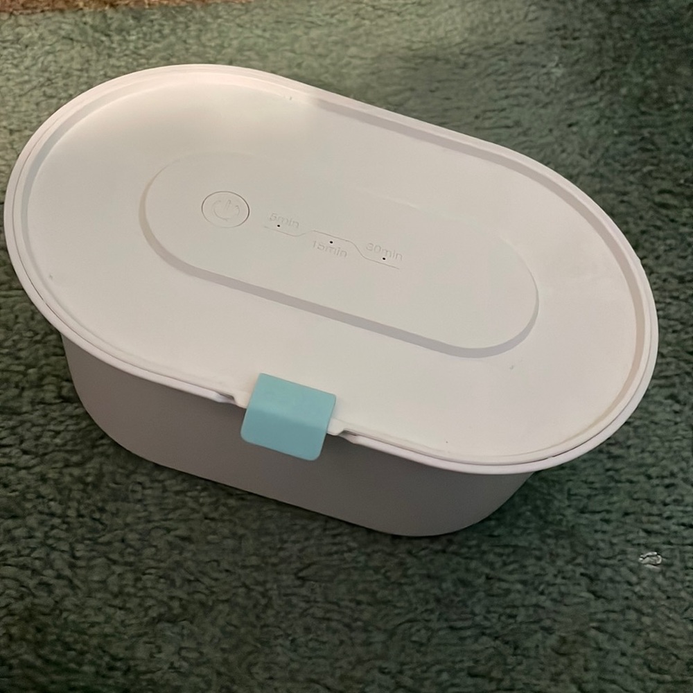 Phone and small electronic UV sterilizer. Gently used